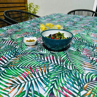 Chartwell Summer Outdoor/Indoor Water Repellent Tablecloth 144cm Wide