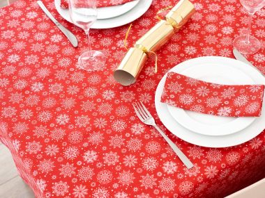 Red Festive Snowflakes 100% Cotton Fabric Tablecloth