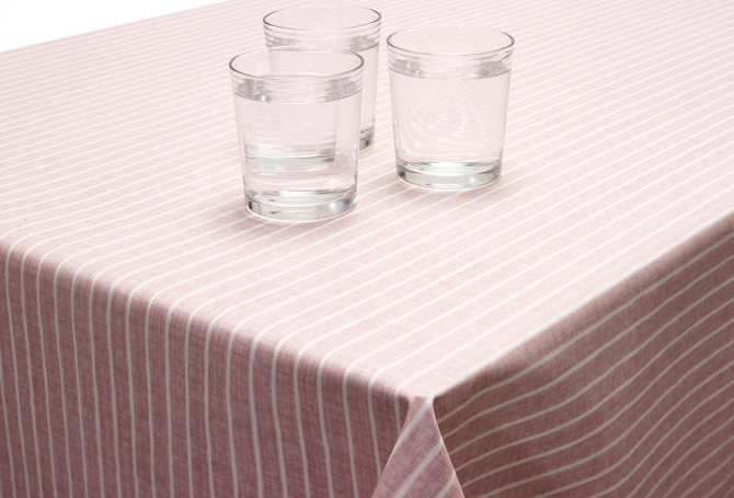 Which Tablecloth is Right for my Cafe?