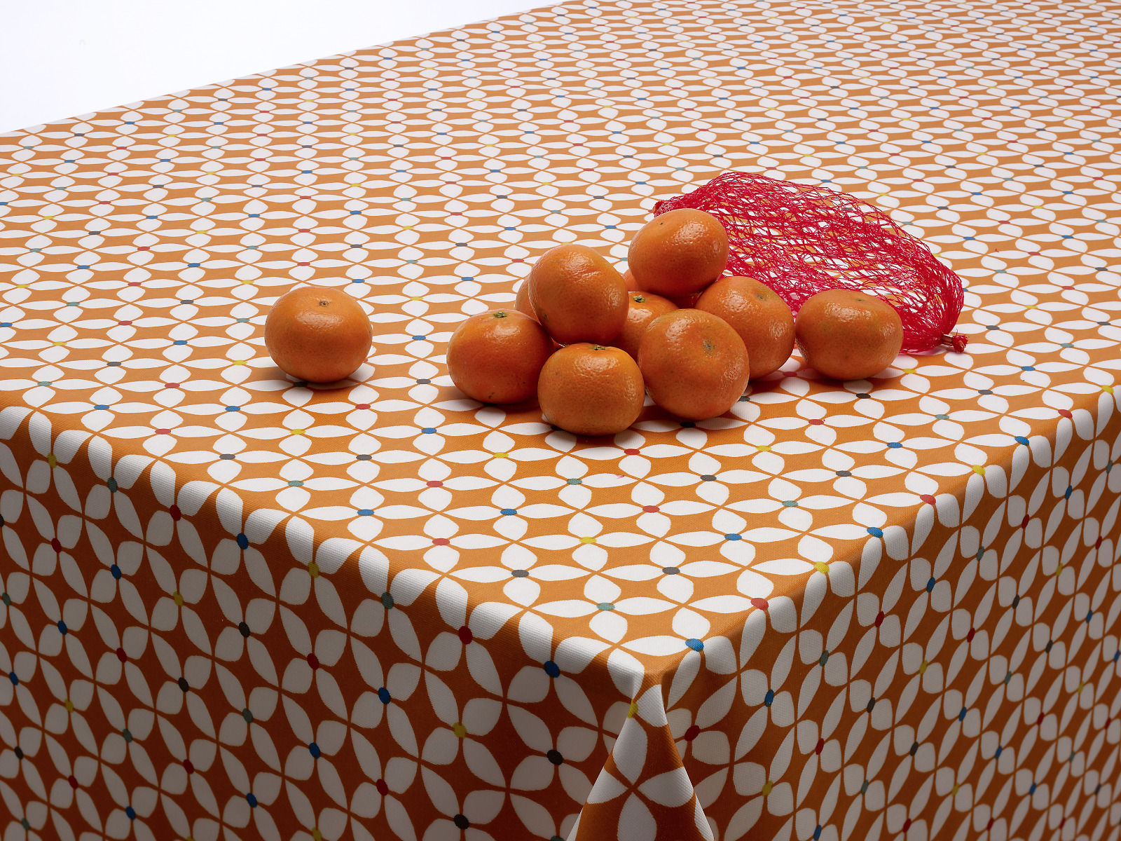 wipeable tablecloth